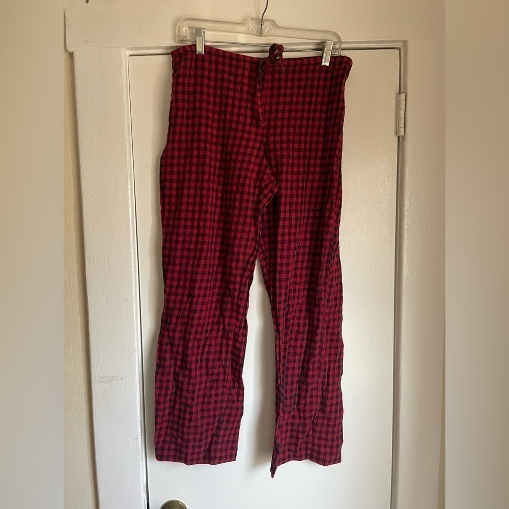 Red and black plaid pajama pants size small‎